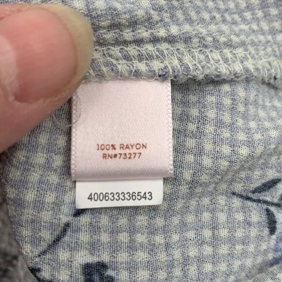 Lauren Conrad Blouse XL Gray White Check Print with Floral Gauze Rayon Short Sle - Picture 6 of 6